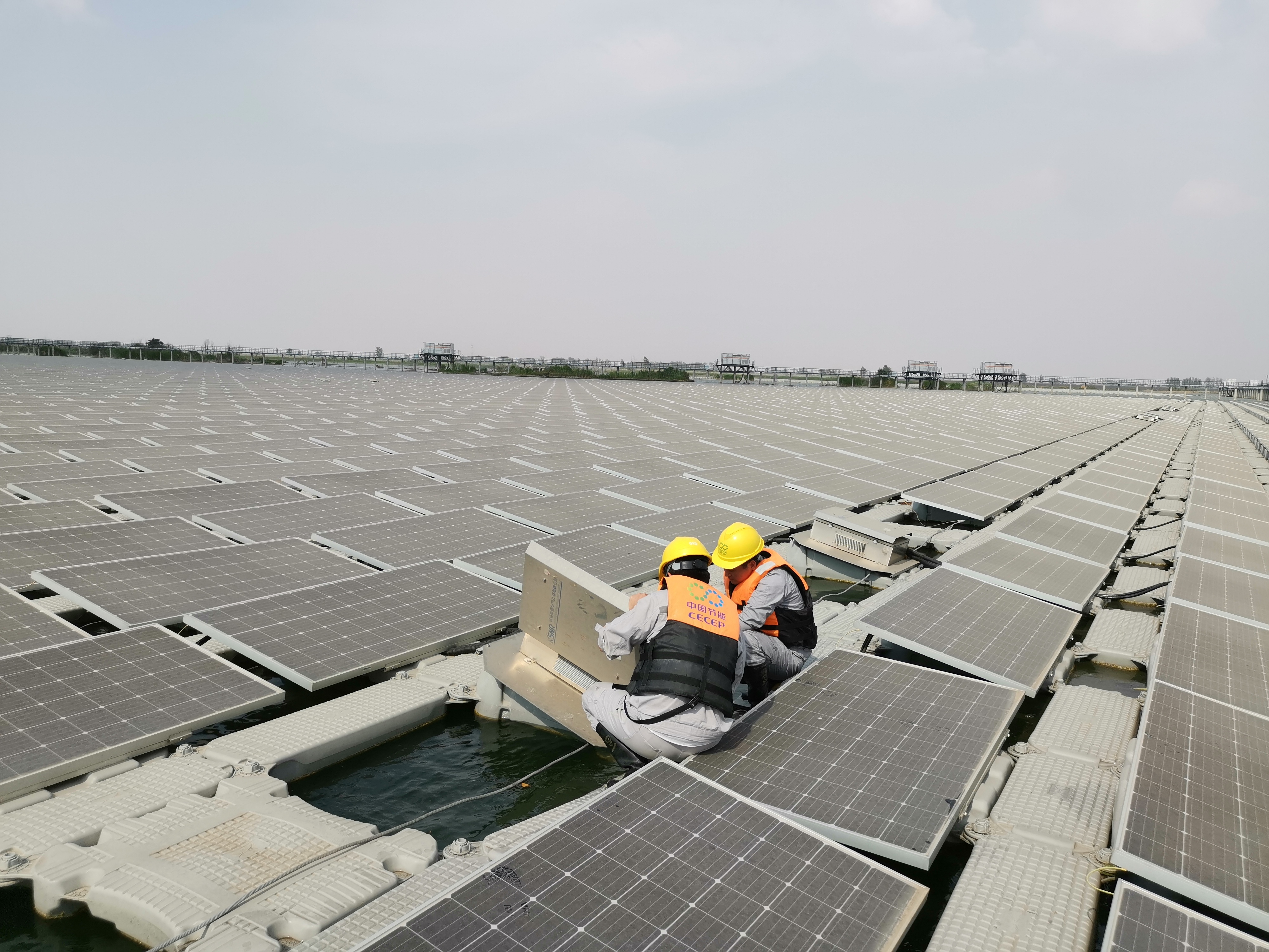 CECEPSolarEnergy’sFloatingPVProjectinSuzhou:GorgeousTransformationofaFormerMiningSubsidenceArea